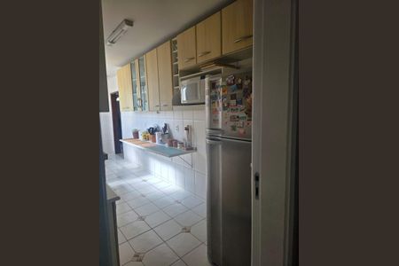 Apartamento à venda com 72m², 2 quartos e 1 vagaCozinha
