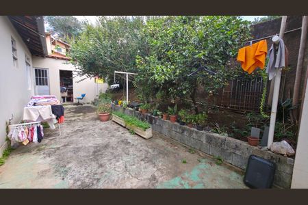 Casa de condomínio à venda com 244m², 3 quartos e 4 vagas