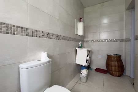 Casa para alugar com 80m², 2 quartos e sem vagaBanheiro da Suíte