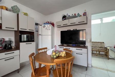 Cozinha de casa para alugar com 2 quartos, 80m² em Inocoop, Guarulhos