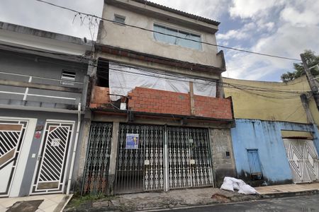 Casa para alugar com 80m², 2 quartos e sem vagaFachada
