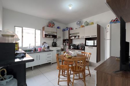 Cozinha de casa para alugar com 2 quartos, 80m² em Inocoop, Guarulhos