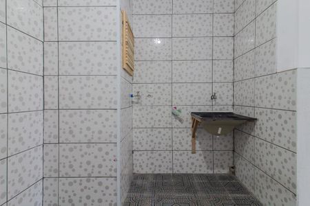 Casa para alugar com 54m², 2 quartos e 1 vagaÁrea de serviço