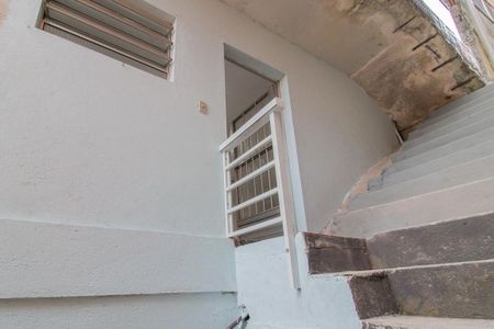Casa para alugar com 54m², 2 quartos e 1 vagaÁrea comum