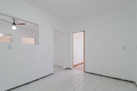 Casa para alugar com 54m², 2 quartos e 1 vagaCozinha