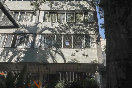 Apartamento para alugar com 330m², 3 quartos e 2 vagasFachada