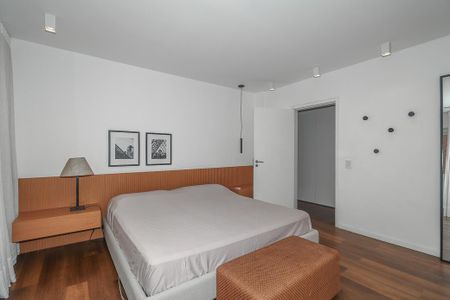 Apartamento para alugar com 330m², 3 quartos e 2 vagasQuarto Suíte