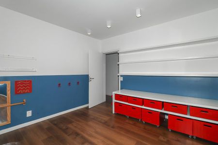 Apartamento para alugar com 330m², 3 quartos e 2 vagasQuarto 3 - Suíte