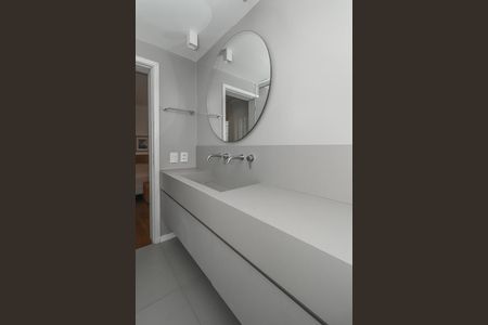 Apartamento para alugar com 330m², 3 quartos e 2 vagasBanheiro da Suíte