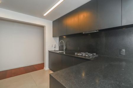 Apartamento para alugar com 330m², 3 quartos e 2 vagasCozinha