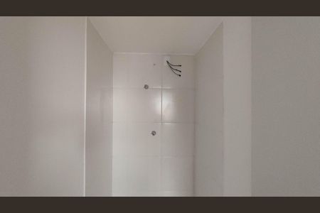 Banheiro de apartamento para alugar com 2 quartos, 16m² em Itaquera, São Paulo