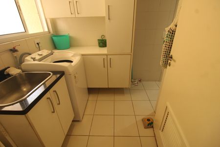 Apartamento à venda com 113m², 3 quartos e 2 vagasÁrea de Serviço