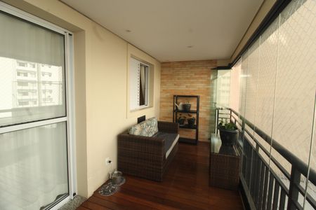 Apartamento à venda com 113m², 3 quartos e 2 vagasVaranda da Sala