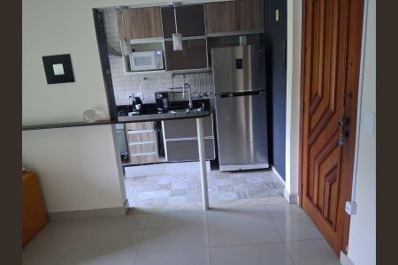 Apartamento à venda com 42m², 2 quartos e 1 vagaCozinha - Área de Serviço