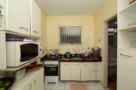 Apartamento à venda com 180m², 3 quartos e 3 vagasCOZINHA