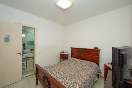 Apartamento à venda com 180m², 3 quartos e 3 vagasQUARTO3