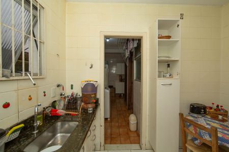 Apartamento à venda com 180m², 3 quartos e 3 vagasCOZINHA