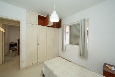 Apartamento à venda com 180m², 3 quartos e 3 vagasQUARTO2