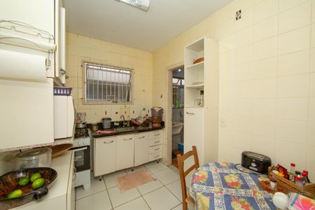 Apartamento à venda com 180m², 3 quartos e 3 vagasCOZINHA