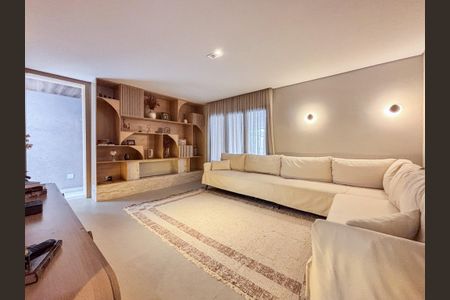 Casa à venda com 3 quartos, 210m² em Parque Esmeralda, São Paulo