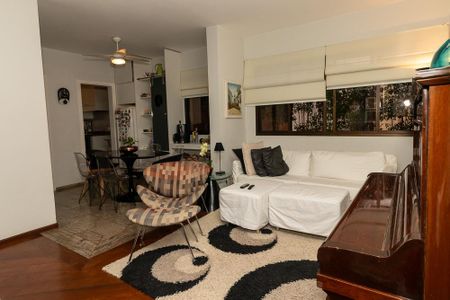 Apartamento para alugar com 216m², 3 quartos e 3 vagas Apartamento para alugar com 216m², 3 quartos e 3 vagasSala 3