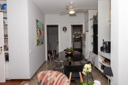 Apartamento para alugar com 216m², 3 quartos e 3 vagas Apartamento para alugar com 216m², 3 quartos e 3 vagasCopa