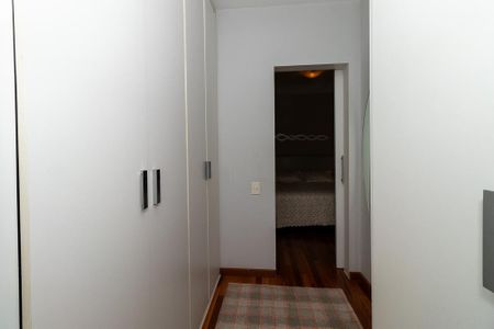 Apartamento para alugar com 216m², 3 quartos e 3 vagas Apartamento para alugar com 216m², 3 quartos e 3 vagasCloset da Suíte 3