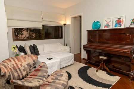 Apartamento para alugar com 216m², 3 quartos e 3 vagas Apartamento para alugar com 216m², 3 quartos e 3 vagasSala 3
