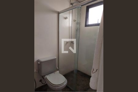 Apartamento para alugar com 216m², 3 quartos e 3 vagas Apartamento para alugar com 216m², 3 quartos e 3 vagasBanheiro