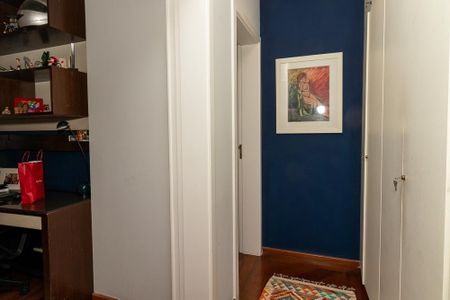 Apartamento para alugar com 216m², 3 quartos e 3 vagas Apartamento para alugar com 216m², 3 quartos e 3 vagasCorredor