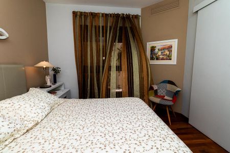 Apartamento para alugar com 216m², 3 quartos e 3 vagas Apartamento para alugar com 216m², 3 quartos e 3 vagasSuíte 3