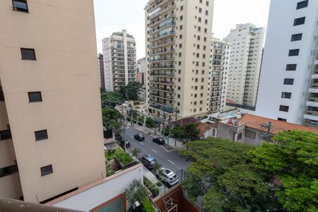 Apartamento para alugar com 216m², 3 quartos e 3 vagas Apartamento para alugar com 216m², 3 quartos e 3 vagasSacada da Suíte 2