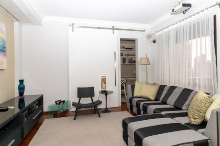 Apartamento para alugar com 216m², 3 quartos e 3 vagas Apartamento para alugar com 216m², 3 quartos e 3 vagasSala 2