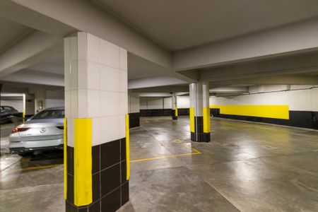 Apartamento para alugar com 216m², 3 quartos e 3 vagas Apartamento para alugar com 216m², 3 quartos e 3 vagasGaragem