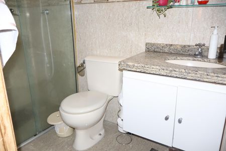 Apartamento à venda com 65m², 2 quartos e 1 vagaBanheiro