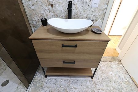 Apartamento para alugar com 70m², 3 quartos e sem vagaBanheiro social