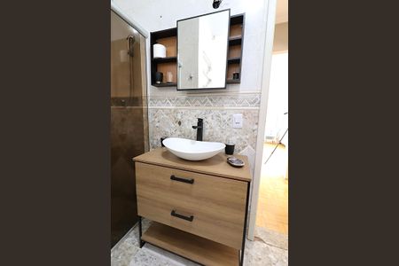 Apartamento para alugar com 70m², 3 quartos e sem vagaBanheiro social