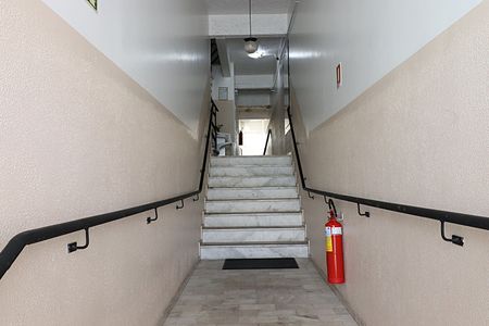 Apartamento para alugar com 70m², 3 quartos e sem vagaHall de entrada do prédio