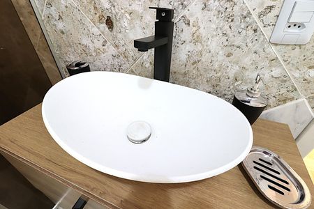 Apartamento para alugar com 70m², 3 quartos e sem vagaBanheiro social