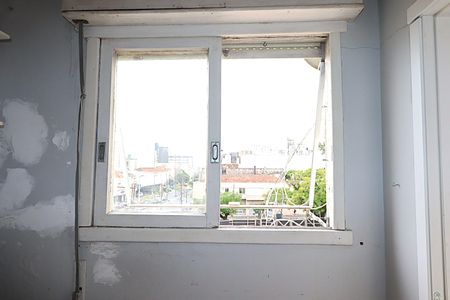 Apartamento para alugar com 70m², 3 quartos e sem vagaJanela do  Quarto de serviço