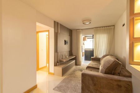 Apartamento para alugar com 71m², 2 quartos e 1 vagaSala