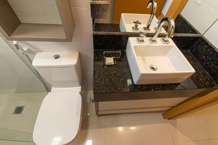 Apartamento para alugar com 71m², 2 quartos e 1 vagaBanheiro Social