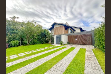 Casa para alugar com 314m², 4 quartos e 2 vagasGaragem