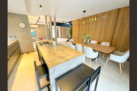 Casa para alugar com 314m², 4 quartos e 2 vagasCozinha