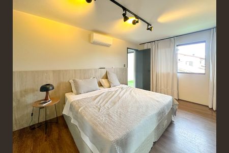 Casa para alugar com 314m², 4 quartos e 2 vagasSuíte master