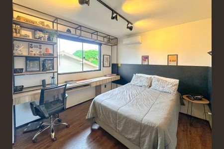 Casa para alugar com 314m², 4 quartos e 2 vagasSuíte 3