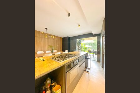 Casa para alugar com 314m², 4 quartos e 2 vagasCozinha