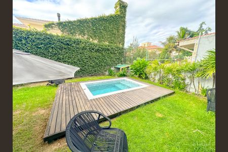 Casa para alugar com 314m², 4 quartos e 2 vagasPiscina