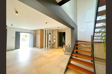 Casa para alugar com 314m², 4 quartos e 2 vagasHall de entrada