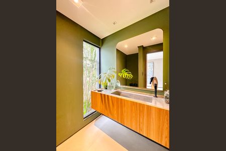 Casa para alugar com 314m², 4 quartos e 2 vagasLavabo